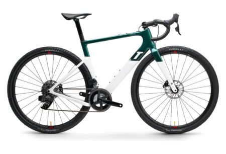 GRAVEL BIKE 3T EXPLORO RACE SRAM FORCE ETAP AXS 12V 700 MM VERT EMERALD BLANC 2022