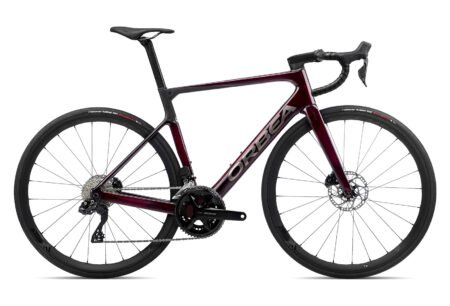 VÉLO DE ROUTE ORBEA ORCA M30ILTD PWR SHIMANO 105 DI2 12V 700 MM ROUGE WINE GRIS CARBON 2023