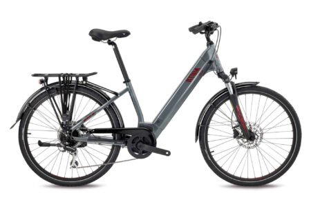 VTC ÉLECTRIQUE BH ATOM STREET SHIMANO ACERA 8V 500 WH 26'' GRIS PLATA 2023